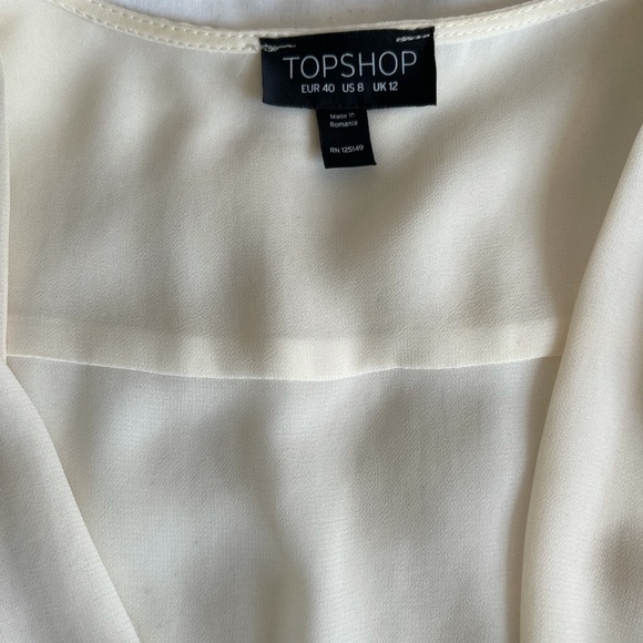 Top Shop cream colour short dress. Size: 8 - Picture 2 of 3